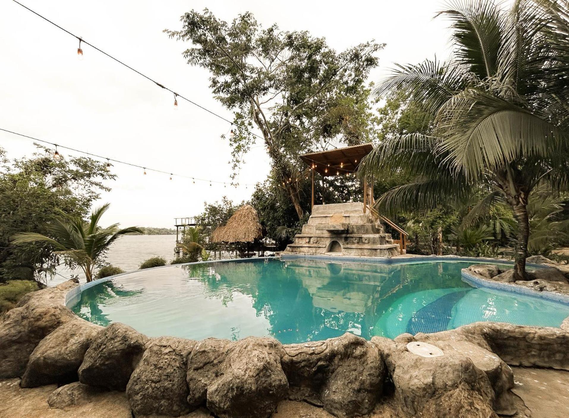 Casa Caribe Hotel Rio Dulce Exteriör bild